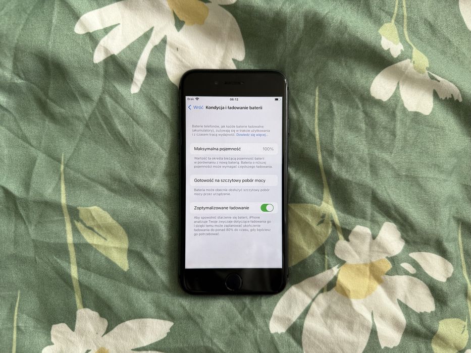 Iphone 8 64 GB / 100% Oryginalnej Kondycji baterii/ Super stan