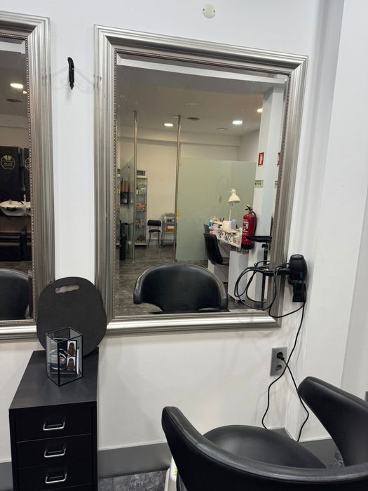 3 espelhos para cabeleireiro