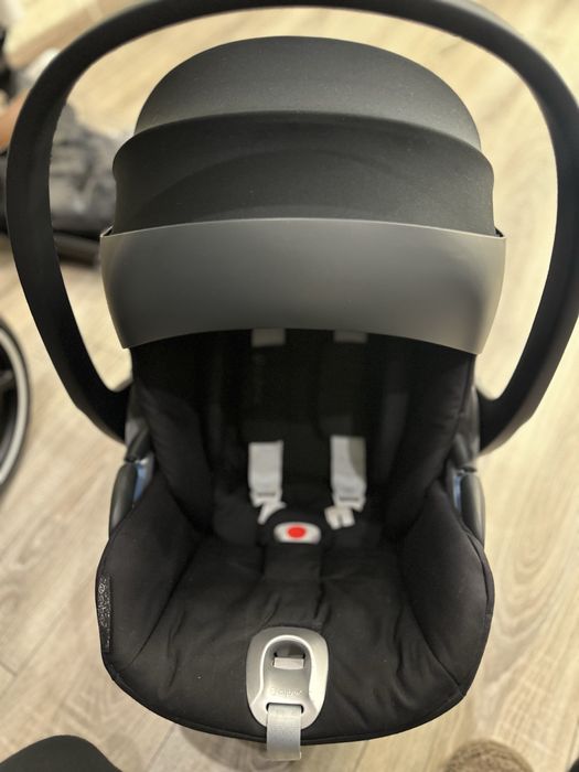 Автокрісло Cybex cloud Z platinum з базою