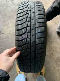 Зимова гума HANKOOK 215 70 16