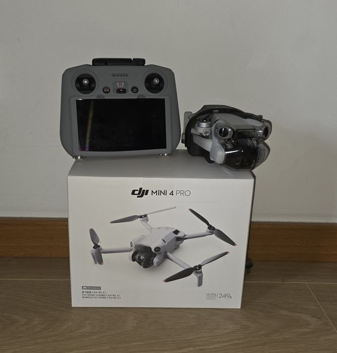 DRONE DJI MINI 4 PRO – Fly More Combo
Como novo, com garant