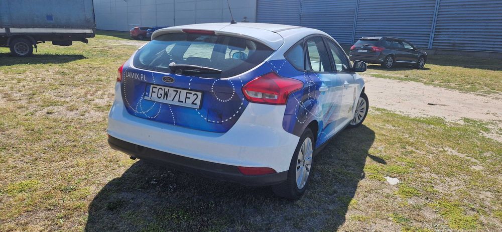 FORD FOCUS 1.6 Auta służbowe
