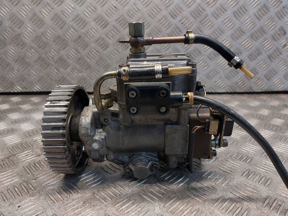 POMPA WTRYSKOWA DO REGENERACJI AUDI 80 B4 1.9 TDI 028130109J USZKODZONA