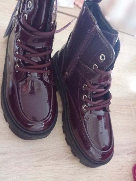 Połyskujące  botki ocieplane