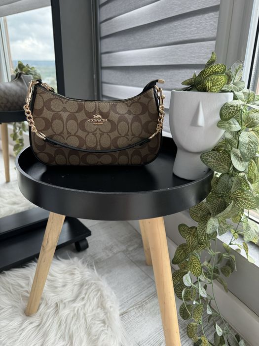 Сумка coach шкіряна жіноча в наявності
