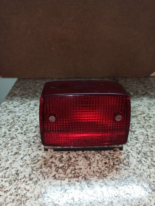 Luz de travão traseiro Suzuki VS 1400