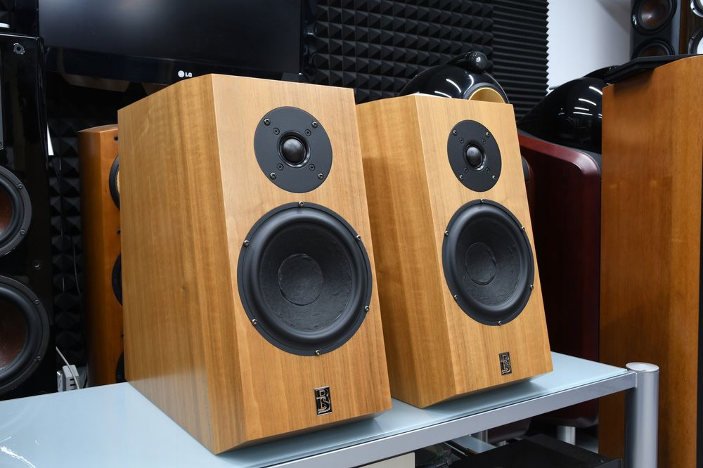 kolumny podstawkowe głośniki Monitory stereo RLS Nereida II idealne!