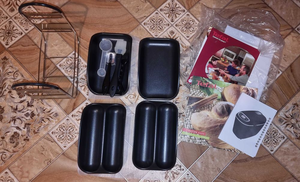 Wypiekacz do chleba 1600W TEFAL PF6118