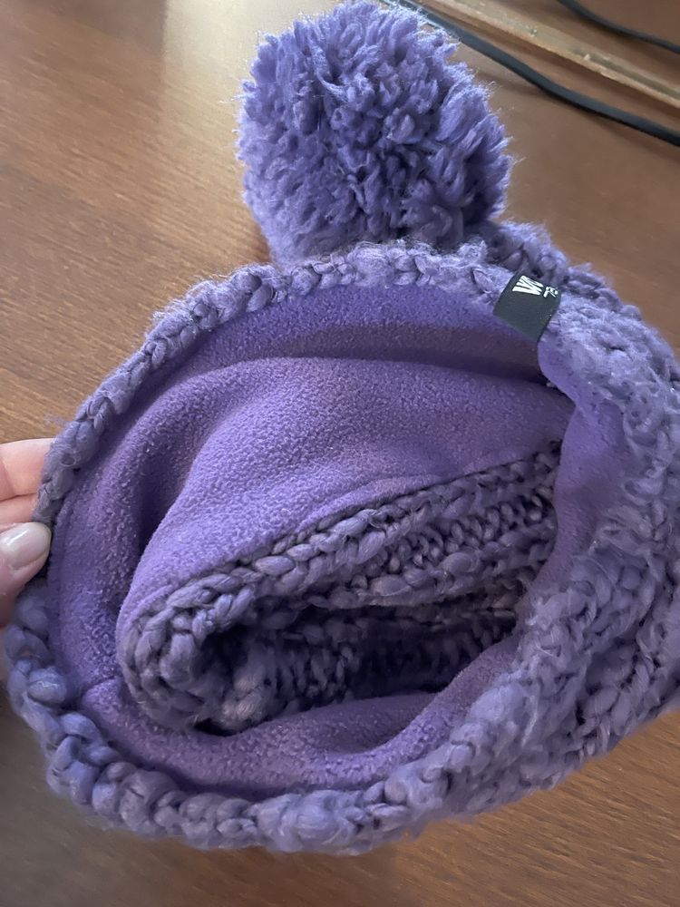 Czapka zimowa fioletowa z pomponem