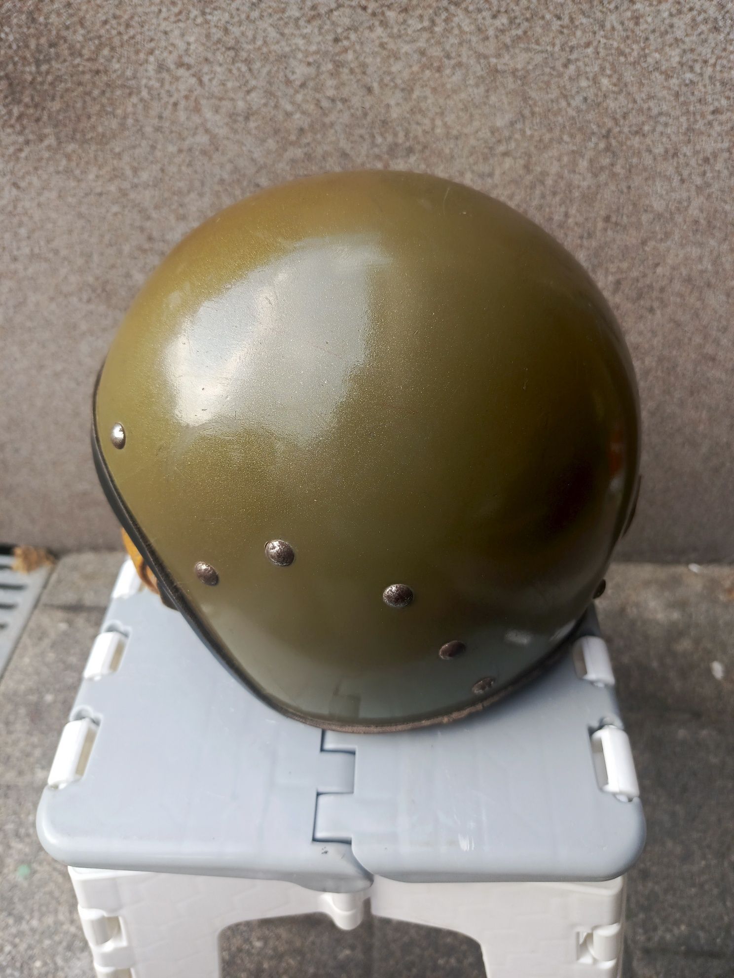 Kask orzeszek PRL rozm S