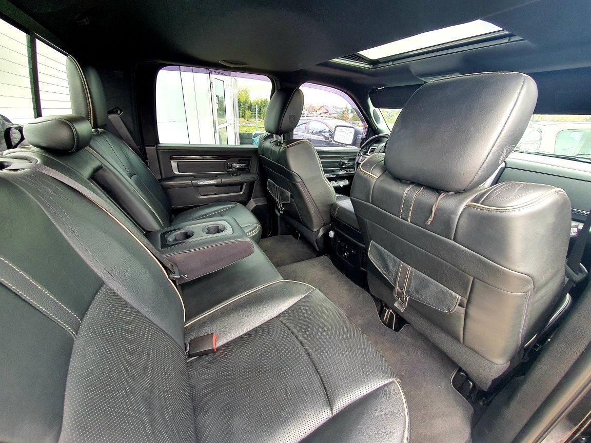 RAM 1500*Limited*3.0Crdi*Chromy*4x4*Navi*Kamera*Skóry*Szyberdach*ZAMIA