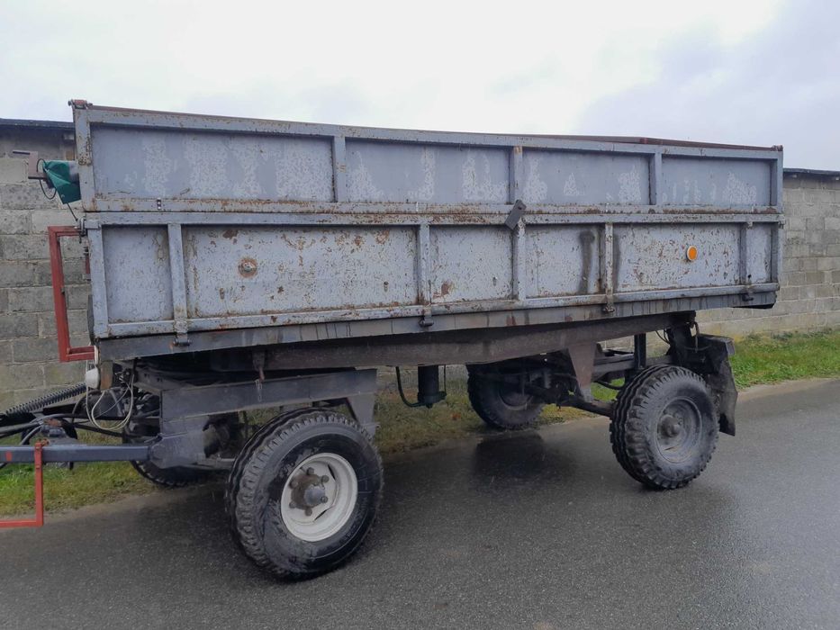 Przyczepa wywrotka D47 rolnicza