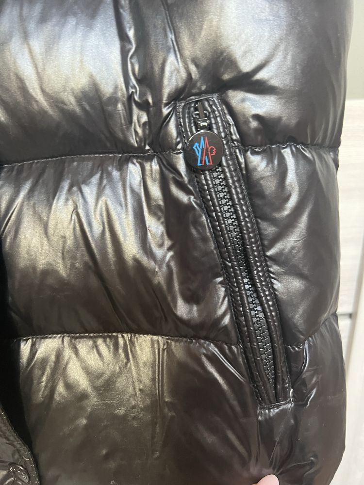 Жилет moncler оригинал