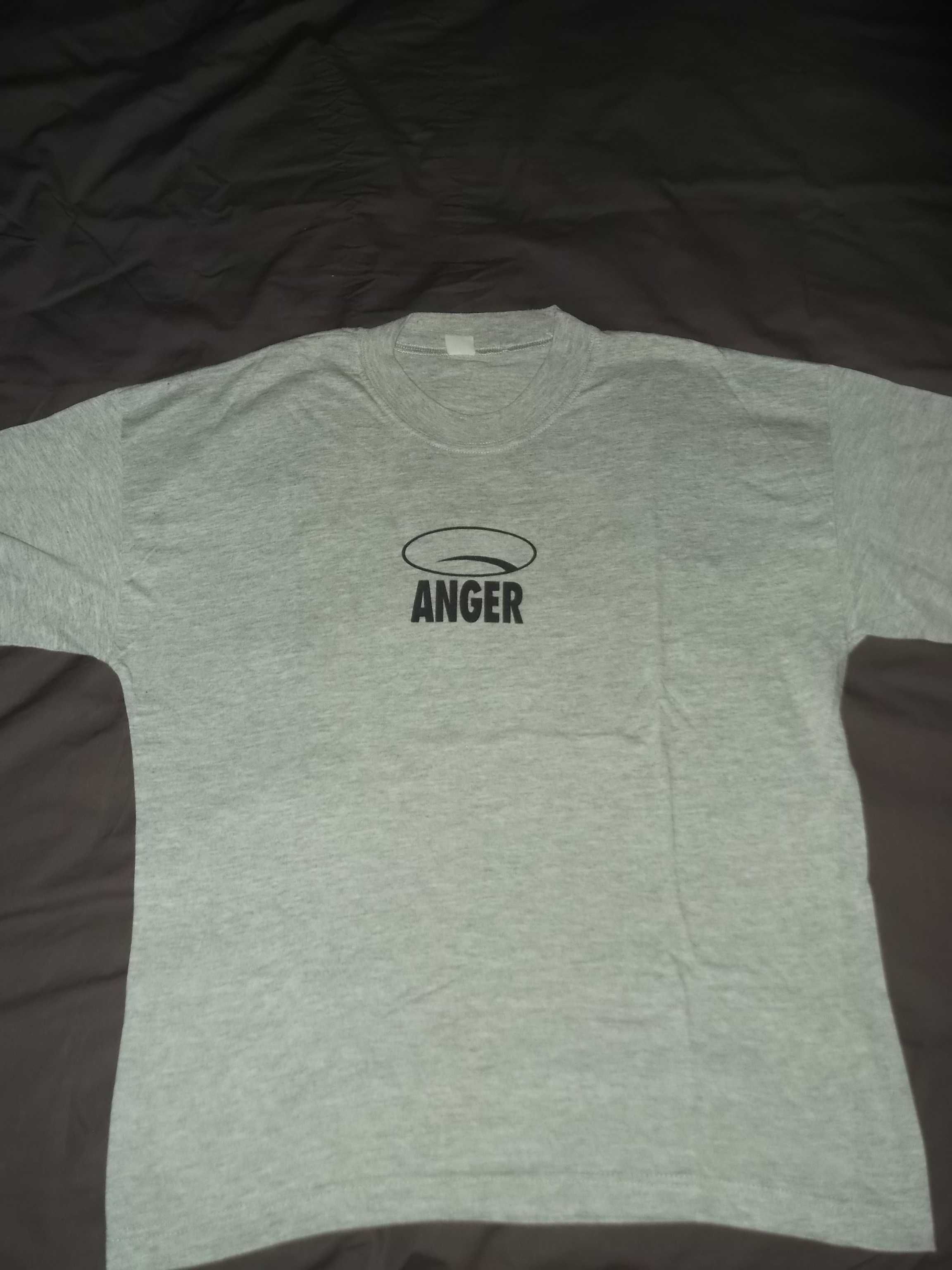 T-shirt vintage e rara dos Anger, banda Portuguesa dos 90's