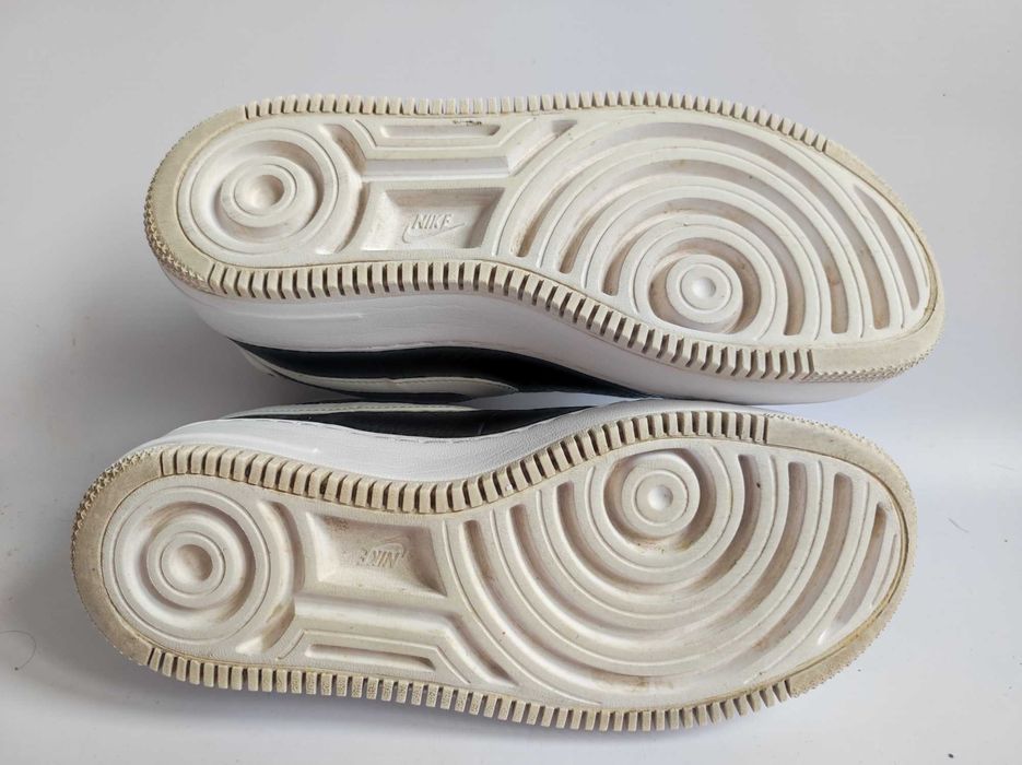 -  Nike Air Force 1 - Sneakersy na platformie r. 39