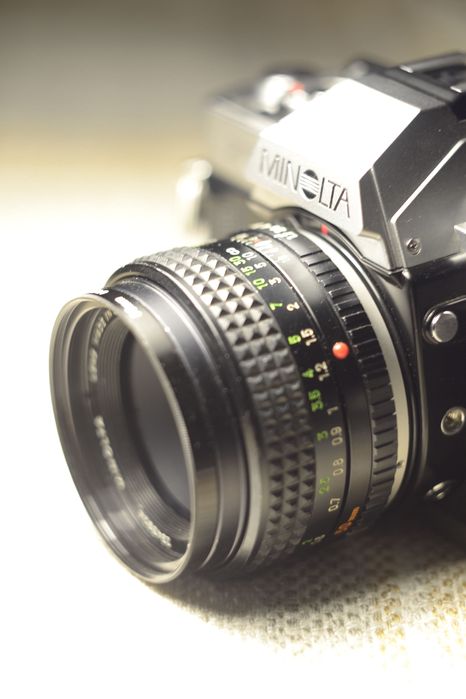 Minolta XG-1 плівковий фотоапарат з об’єктивом