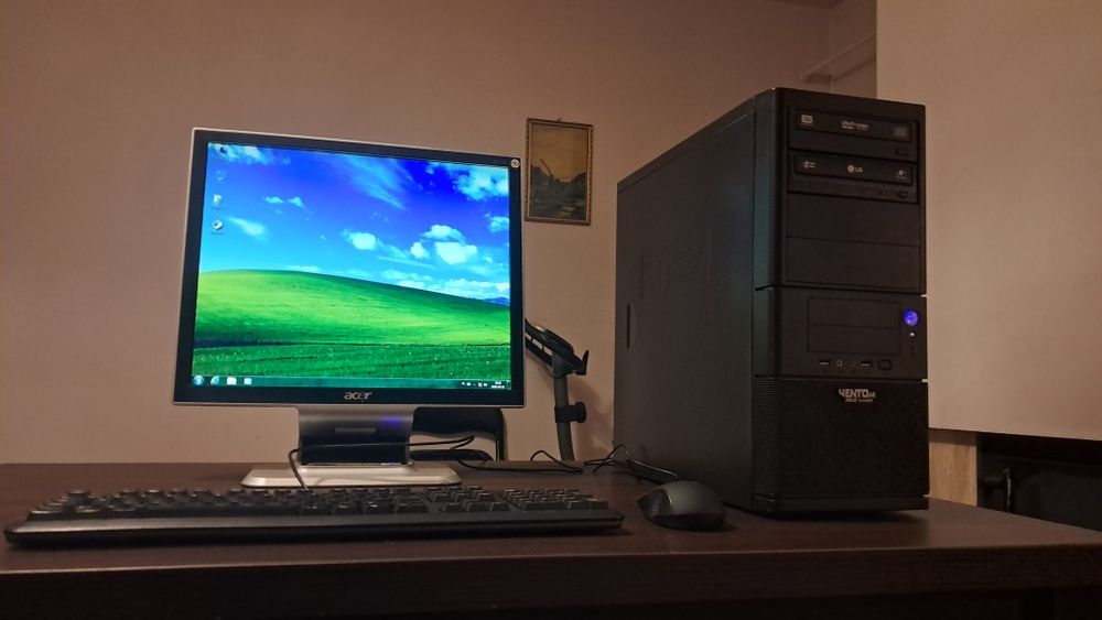 Mocny Retro Zeataw do Gier 2x3.0Ghz/SSD/Grafika-1GB/Ram-4GB/Acer 19'