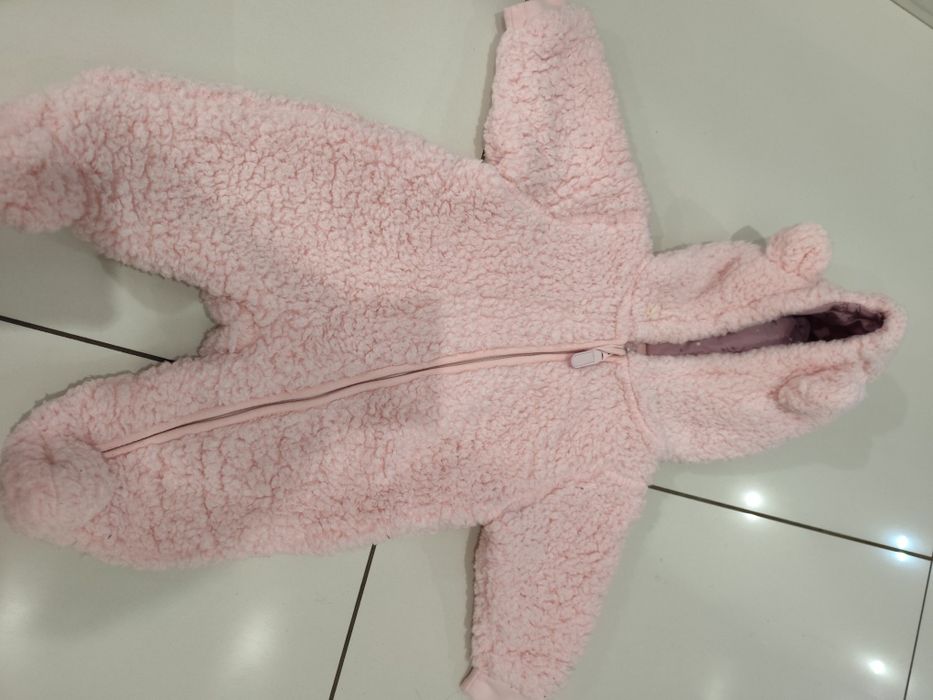 Kombinezon dziewczęcy 62cm