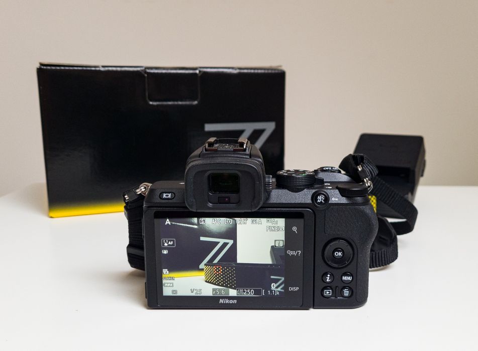 Nikon Z 50 + obiektyw Nikkor Z DX 16-50 mm