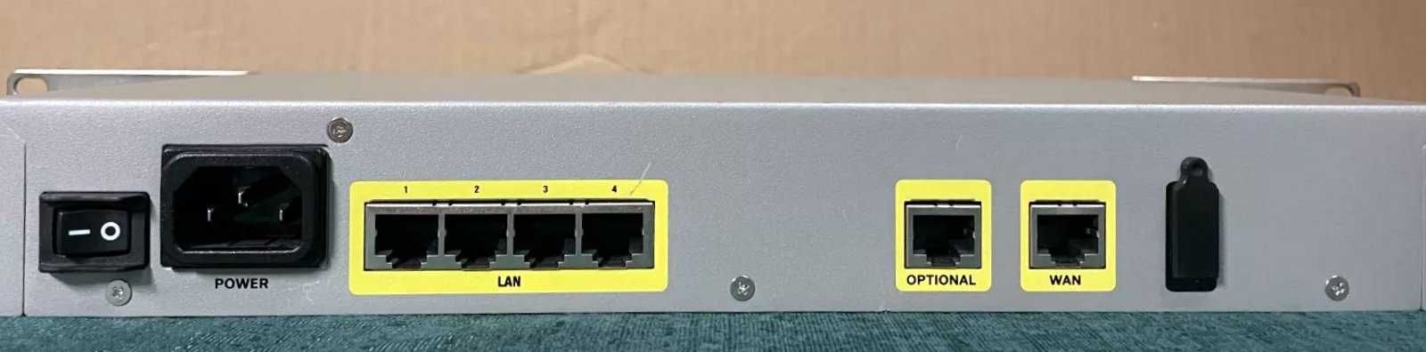 Cisco SA520 Межсетевой гигабитный экран Брандмауер(Firewall) безпека