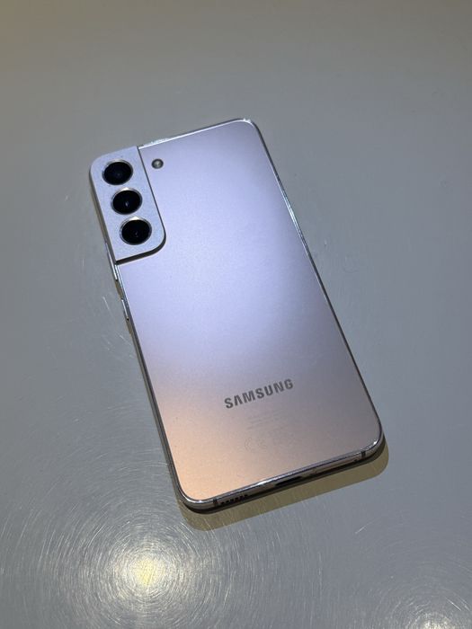 Samsung Galaxy S22 256GB Gold • Stan bardzo dobry + Oryginalne Pudełko