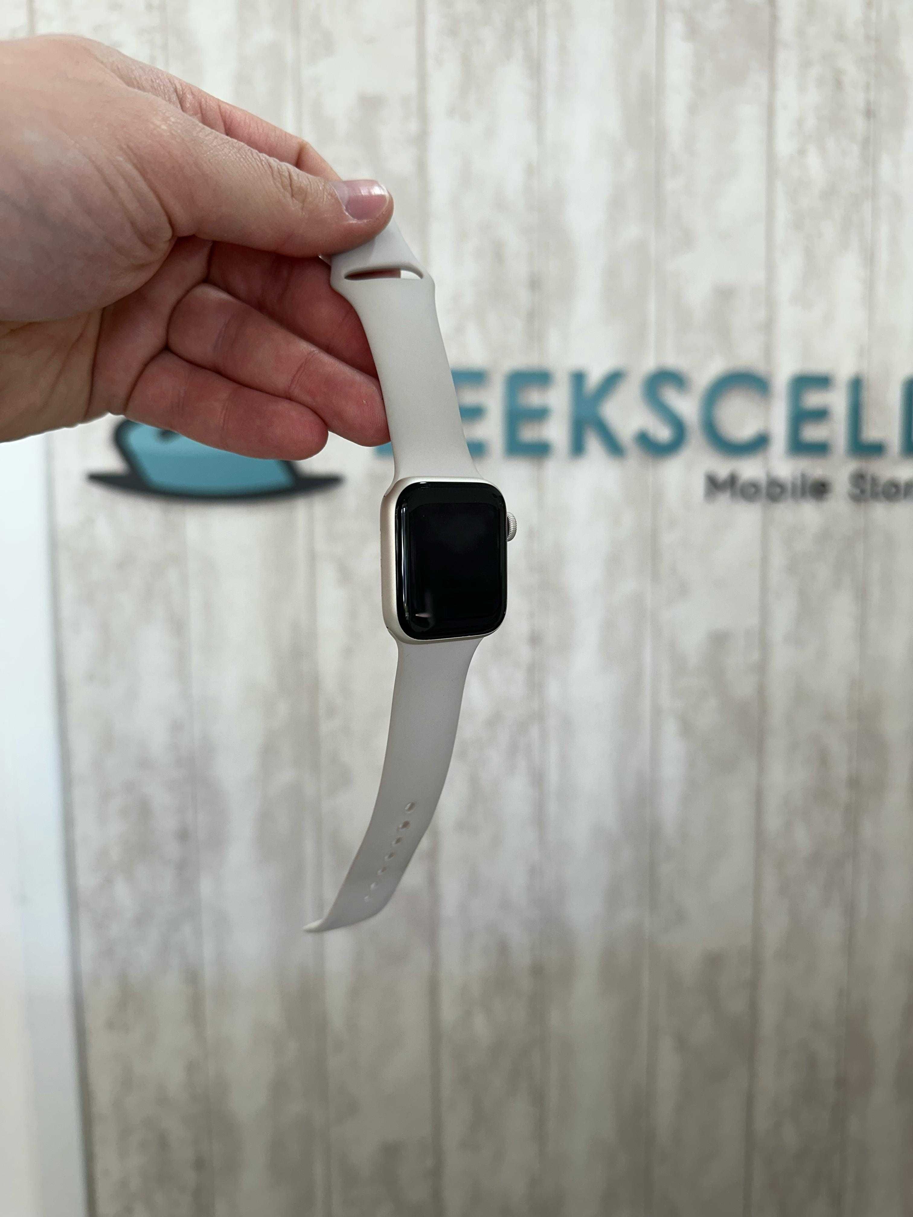 APPLE WATCH SE 2ª GERAÇÃO - 40 MM - STARLIGHT - 24 MESES DE GARANTIA