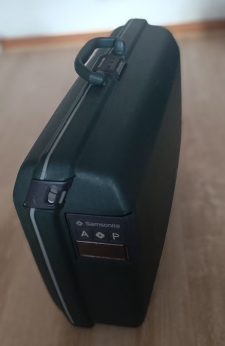 Mala Samsonite Oyster Hard Shell (55 × 43 × 1