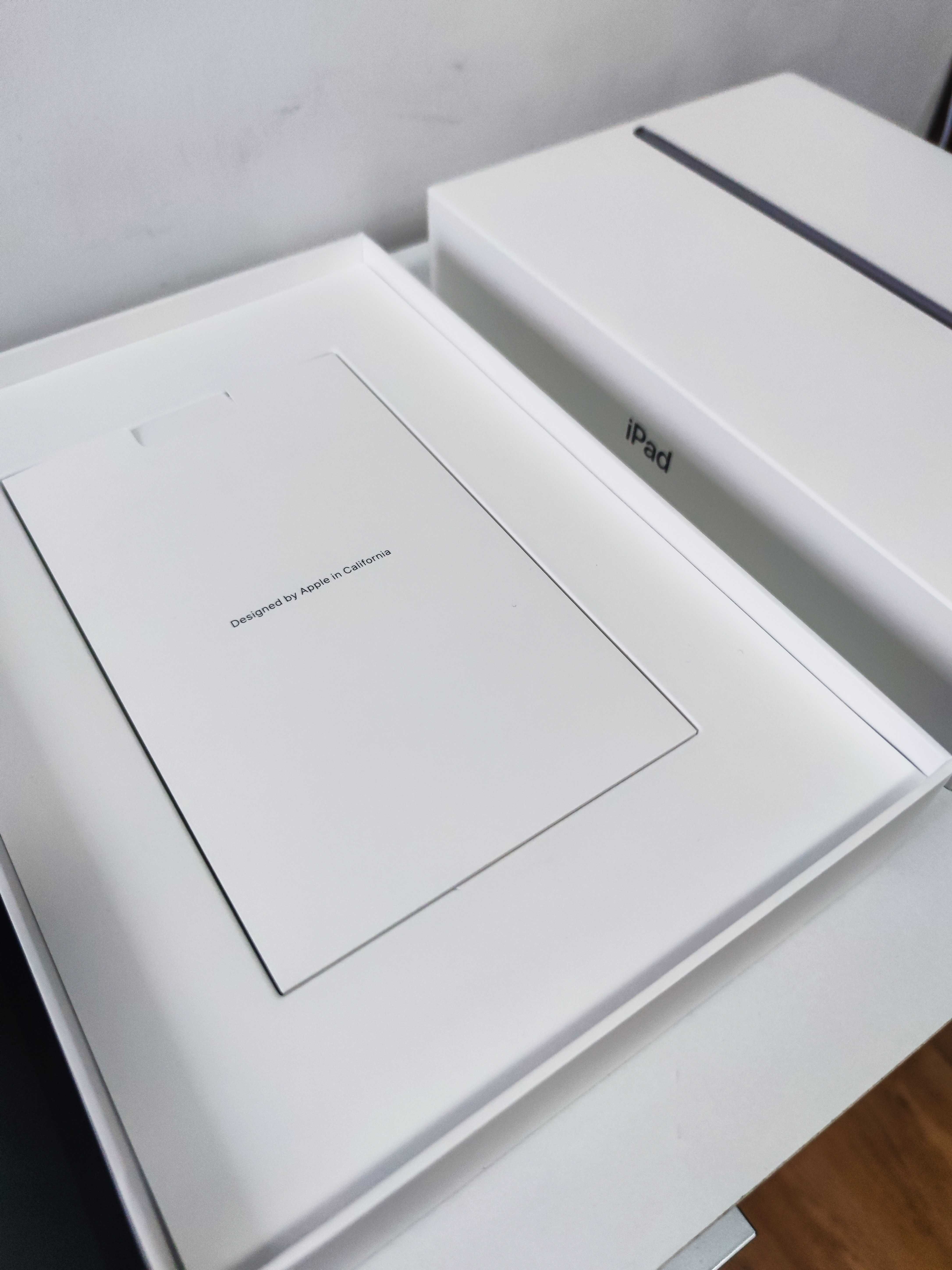 iPad 9th Gen 64GB Wi-Fi – Stan Idealny 100% + Akcesoria (rysik i etui)