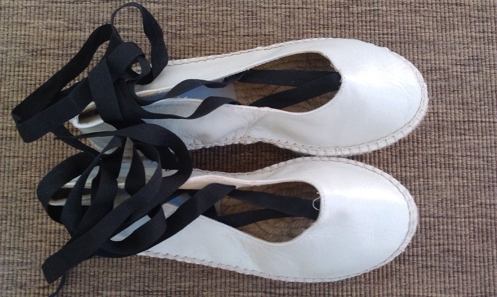 Sapatos Cinza Claro da Zara, n.º 36