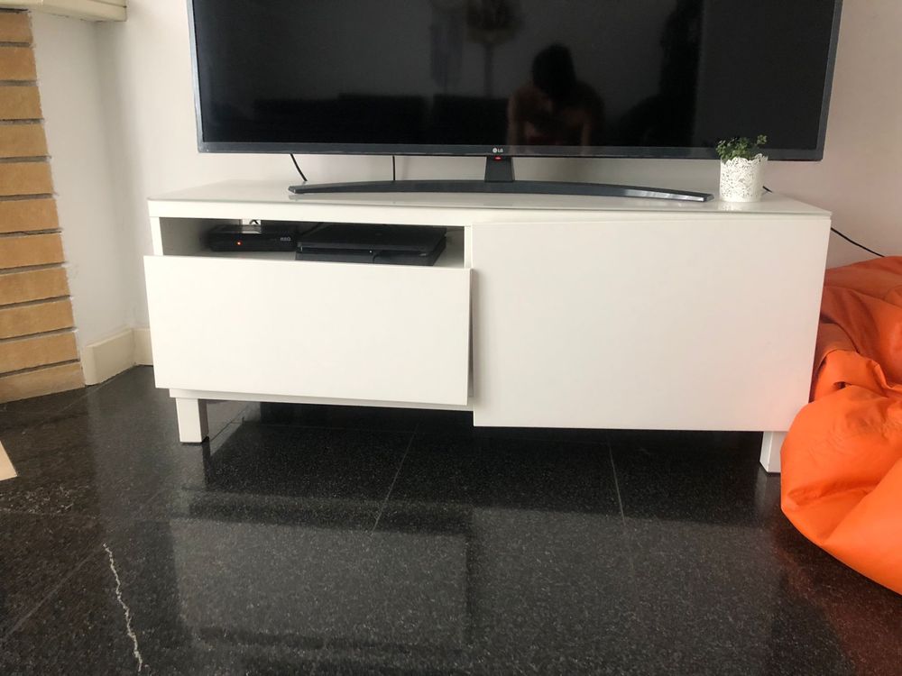 Móvel de sala/ televisão