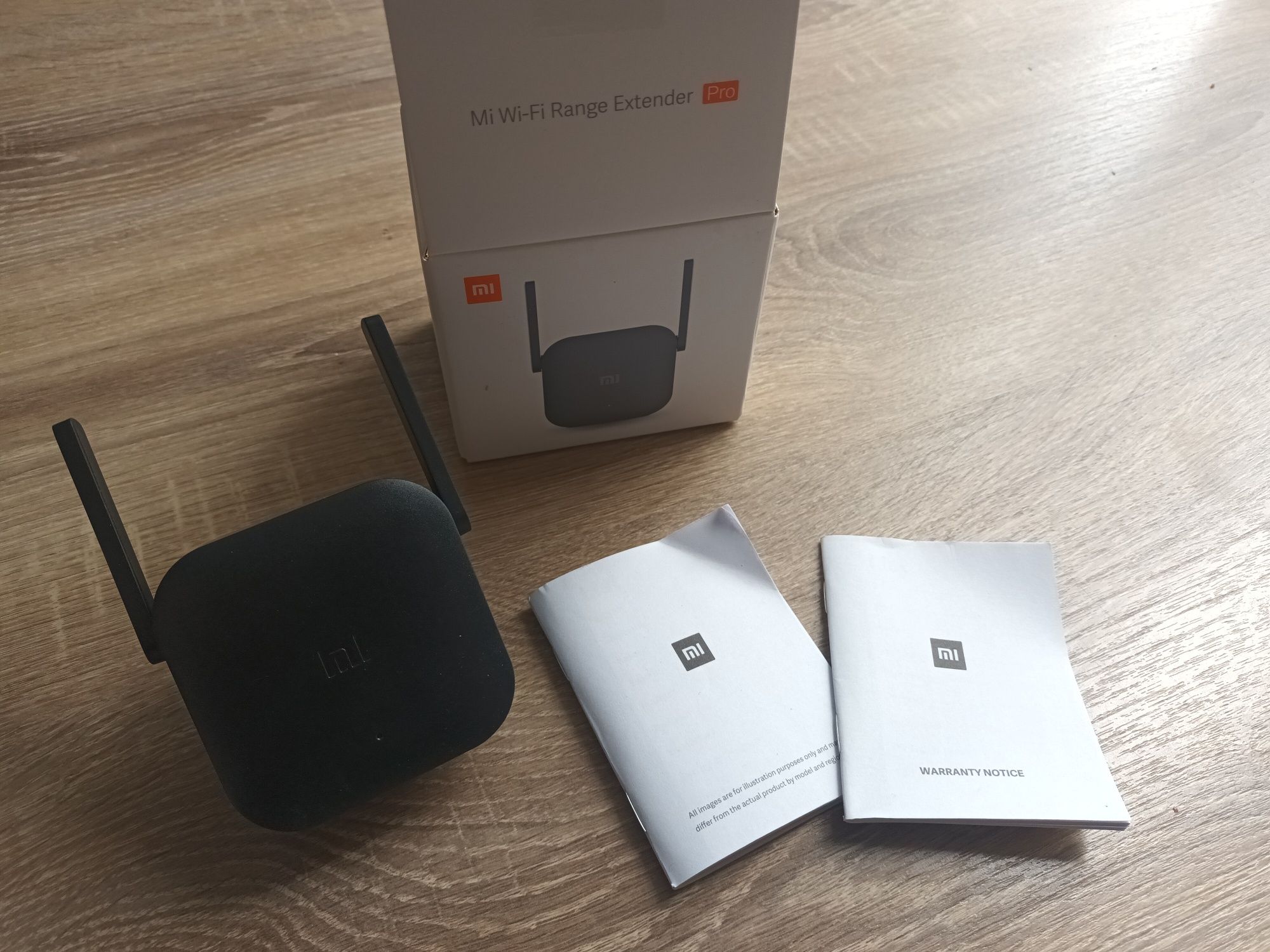 Mi WiFi Range Extender Pro