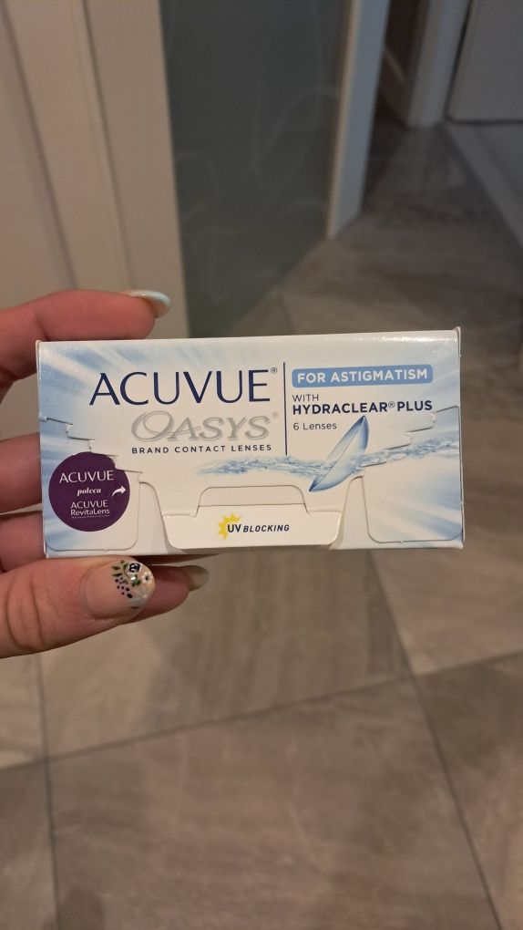 Soczewki miesięczne Acuvue