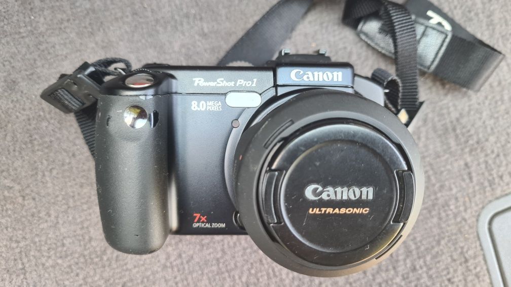 Canon Powershot Pro 1
