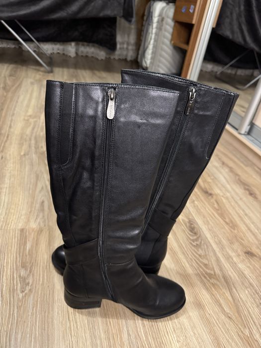 Чоботи жіночі, нові! Бренд Ilona.