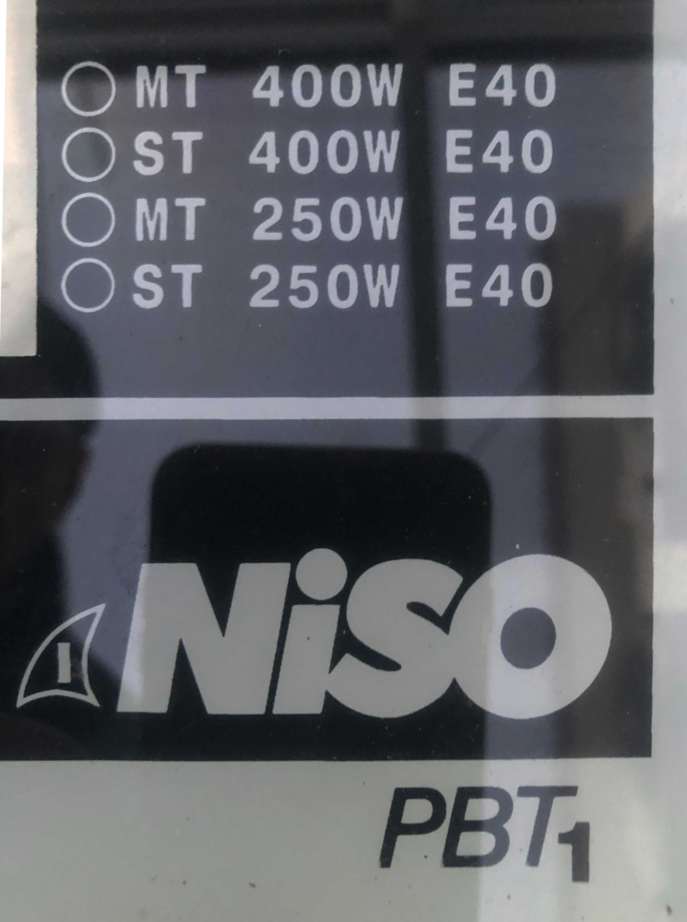 10 holofotes / projetores NISO PBT1 250W - 400W