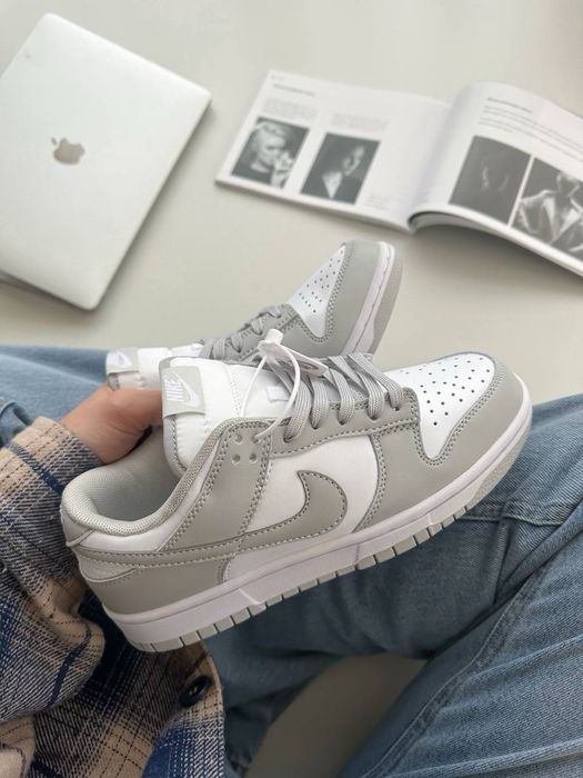 ЖИВІ ФОТО‼️ Жіночі кросівки Nike Dunk Low Leather Grey сірі найк данки