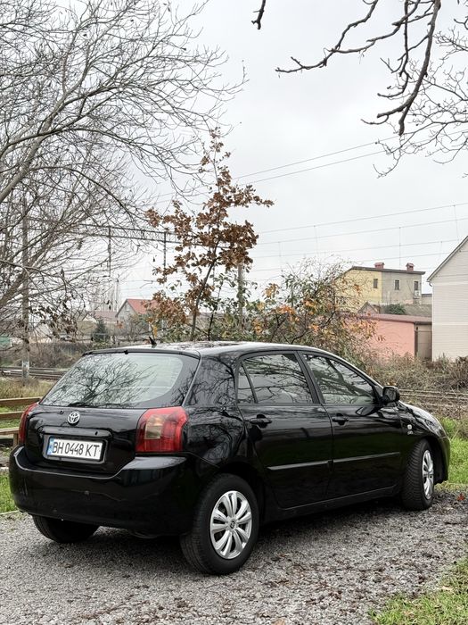 Продаю машину хорошу