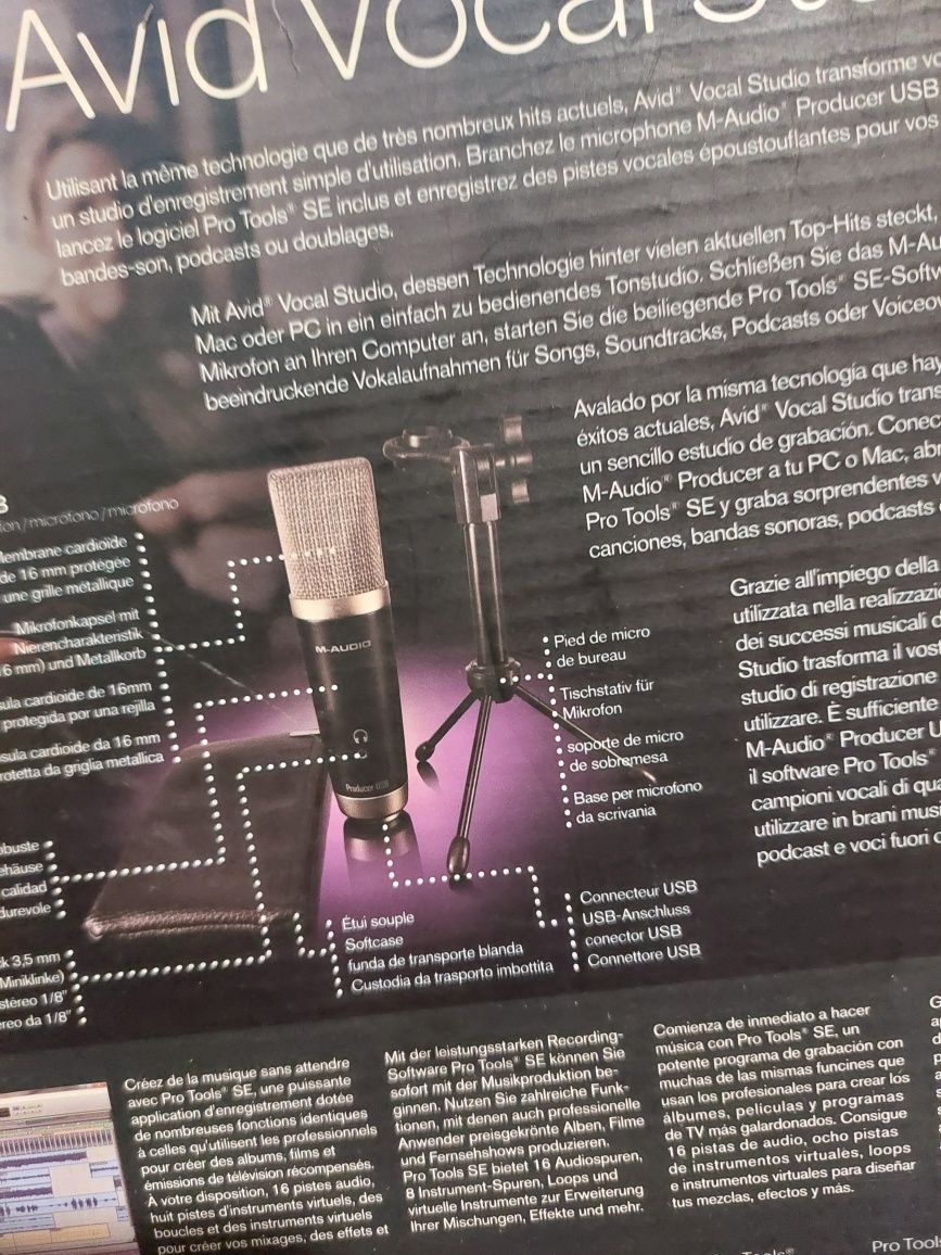 Microfone USB áudio Avid vocal studio