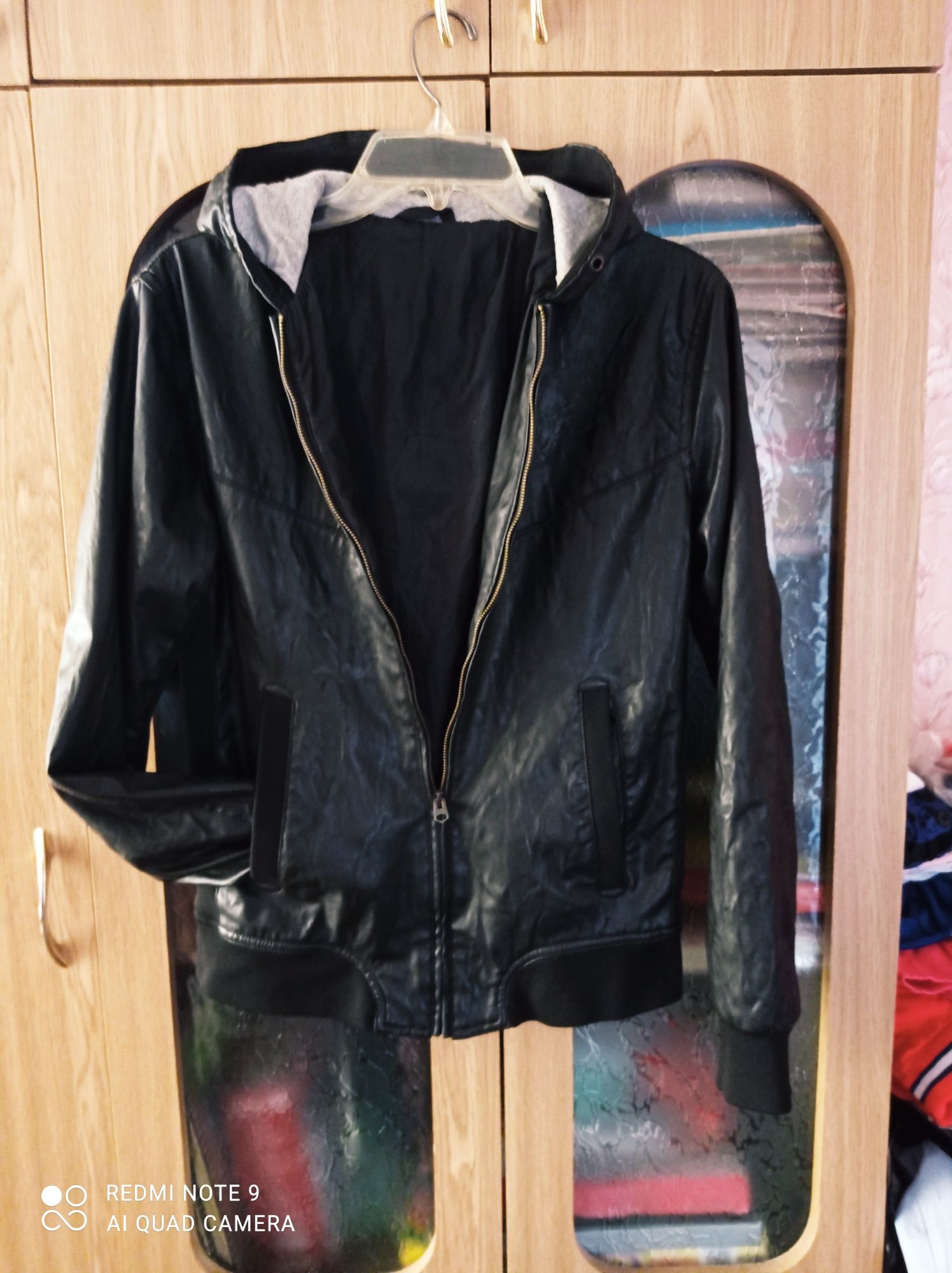 Модная молодежная куртка на 46-48 размер  Zara Man