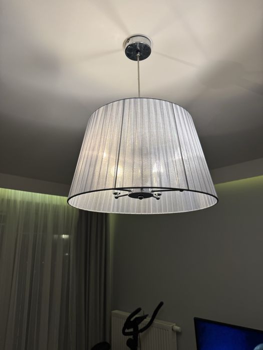 Piękna lampa wisząca