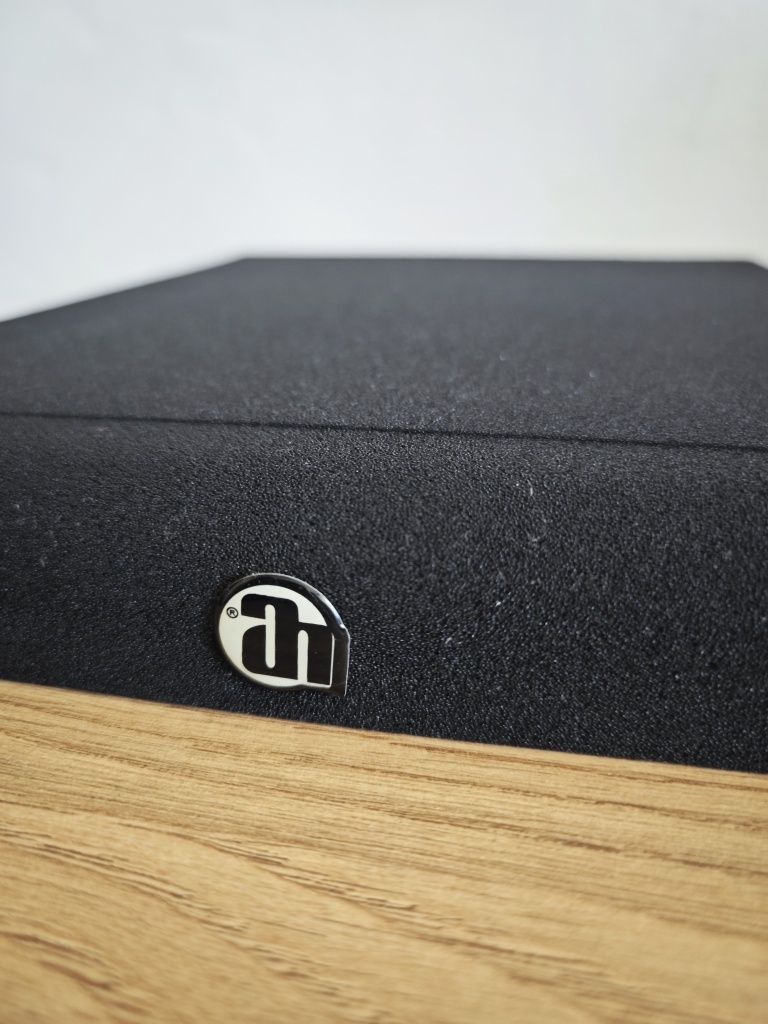 Adam Hall PAD ECO 2