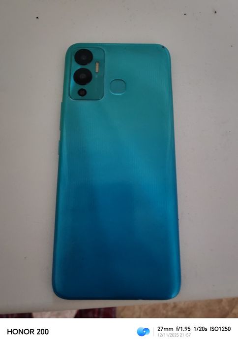 Продам infinix Hot 12 Play