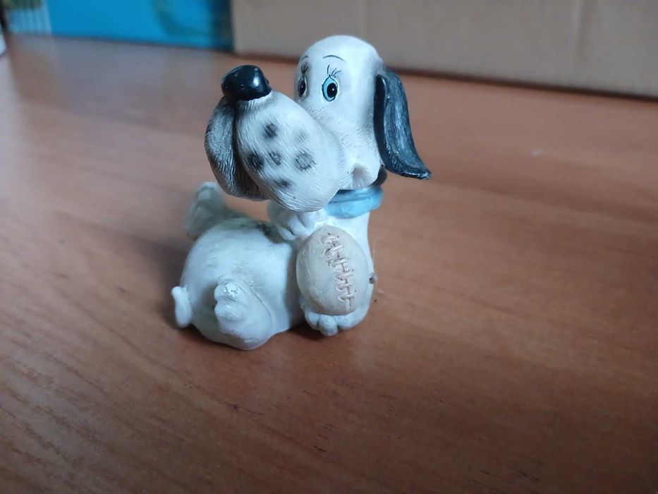 Цікава статуетка , міні-скарбничка, від 50 грн