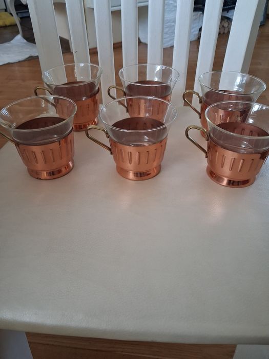 Стакани з пістаканникали