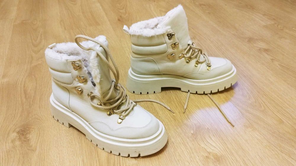 Ботинки женские зимние белые 40 размер