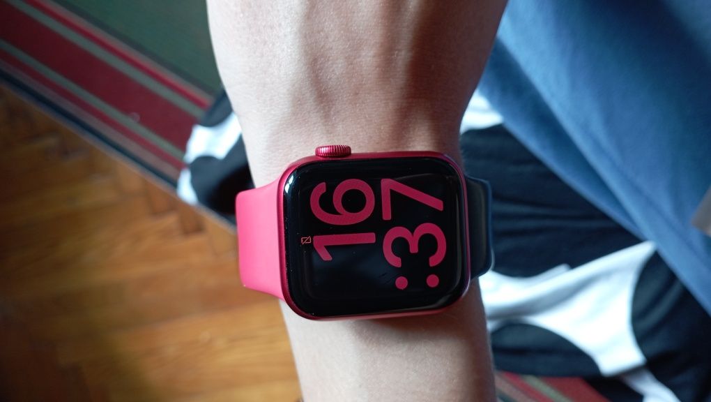 Apple watch 6, red, 40mm