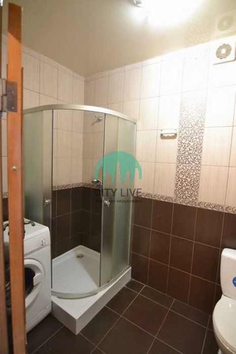 Продається 1-кімнатна квартира з ремонтом біля ТЦ Арсен (63)