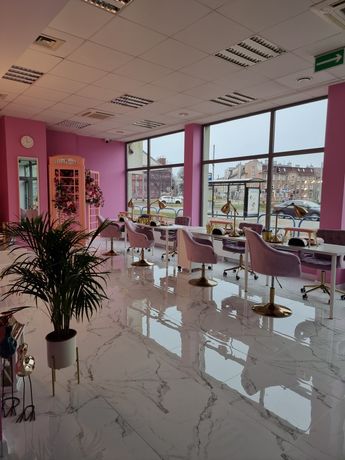 Wyjątkowy salon kosmetyczny w centrum Wrzeszcza. Gotowy business.