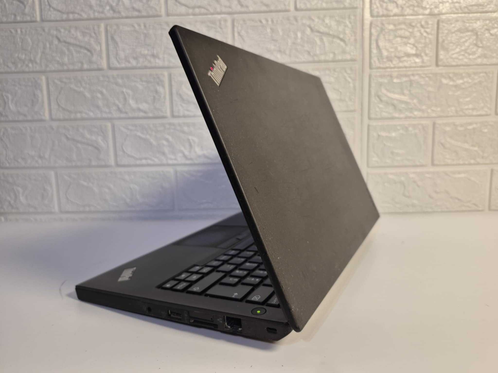 Lenovo ThinkPad X260 Intel i5/4gbDDR/128SSD/IntelHD/Bateria4H
