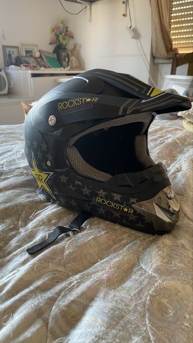 Capacete rockstar